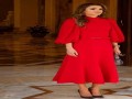 لايف ستايلأجمل إطلالات الملكة رانيا باللون الأحمر