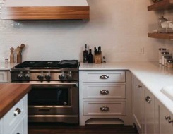 لايف ستايلطريقة إزالة الدهون من خشب المطبخ باستخدام وصفات منزلية