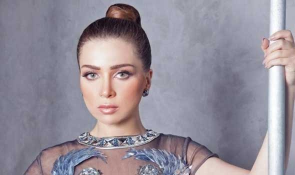 لايف ستايلمي عز الدين تكشف عن علاقتها بالمسرح ومدى عشقها له