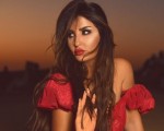 لايف ستايلشذى حسون تبكي على الهواء بسبب منتقدي ملابس الضيوف وخطأ النشيد الوطني