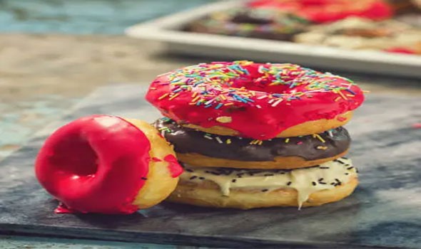 لايف ستايلدراسة تكشف سبب صعوبة مقاومة الدونات والوجبات المغرية بعد الشبع